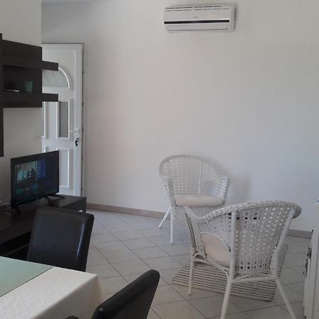 Apartman Barbat-Za Cijelu Obitelj Barbat na Rabu Dış mekan fotoğraf