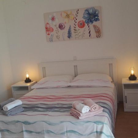 Apartman Barbat-Za Cijelu Obitelj Barbat na Rabu Dış mekan fotoğraf